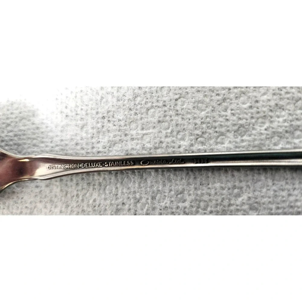 Oneida Distinction Deluxe RAPHAEL Iced Tea Spoons Stainless Flatware Lot of 4